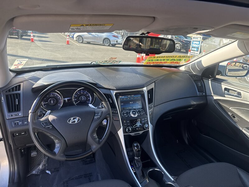 2012 Hyundai SONATA SE 2.0T