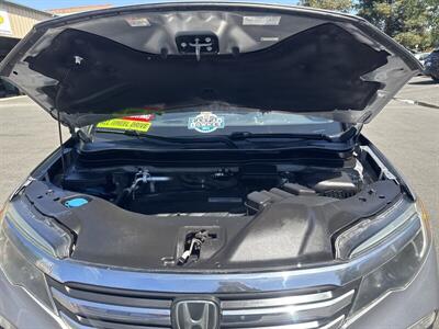 2016 Honda Pilot EX w/Honda Sensing   - Photo 32 - Pittsburg, CA 94565-2812