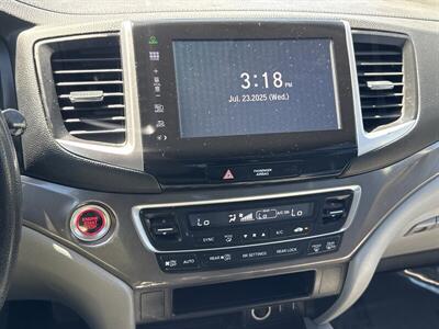 2016 Honda Pilot EX w/Honda Sensing   - Photo 9 - Pittsburg, CA 94565-2812