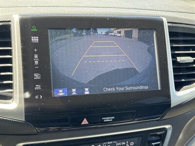 2016 Honda Pilot EX w/Honda Sensing   - Photo 11 - Pittsburg, CA 94565-2812