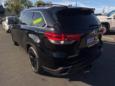 2017 Toyota Highlander Limited   - Photo 22 - Pittsburg, CA 94565-2812