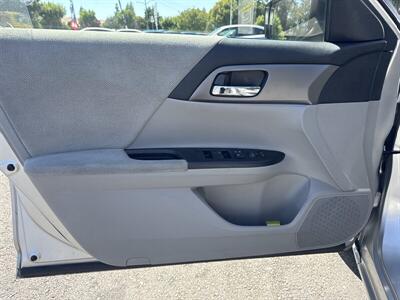 2013 Honda Accord LX   - Photo 11 - Pittsburg, CA 94565-2812