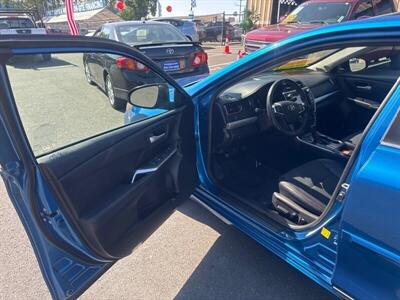 2017 Toyota Camry SE   - Photo 7 - Pittsburg, CA 94565-2812