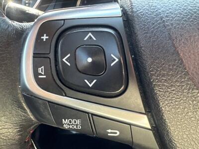 2017 Toyota Camry SE   - Photo 13 - Pittsburg, CA 94565-2812