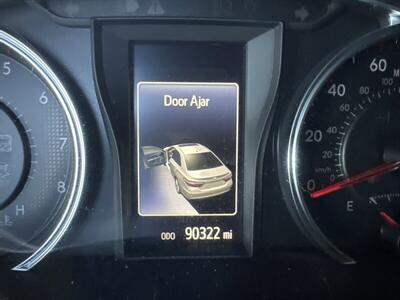 2017 Toyota Camry SE   - Photo 3 - Pittsburg, CA 94565-2812