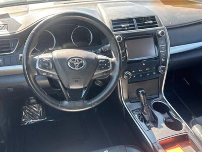 2017 Toyota Camry SE   - Photo 6 - Pittsburg, CA 94565-2812