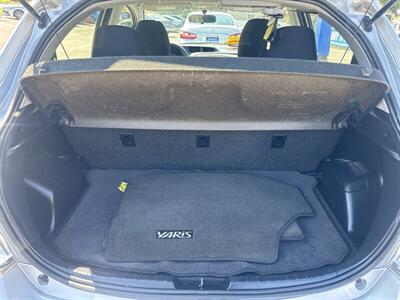 2012 Toyota Yaris 5-Door L   - Photo 14 - Pittsburg, CA 94565-2812