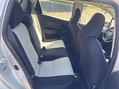 2012 Toyota Yaris 5-Door L   - Photo 17 - Pittsburg, CA 94565-2812