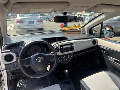2012 Toyota Yaris 5-Door L   - Photo 2 - Pittsburg, CA 94565-2812