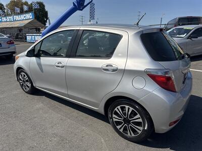 2012 Toyota Yaris 5-Door L   - Photo 11 - Pittsburg, CA 94565-2812