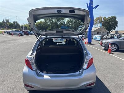 2012 Toyota Yaris 5-Door L   - Photo 13 - Pittsburg, CA 94565-2812