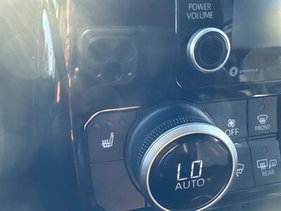 2021 Toyota Highlander XLE   - Photo 22 - Pittsburg, CA 94565-2812