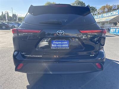 2021 Toyota Highlander XLE   - Photo 25 - Pittsburg, CA 94565-2812