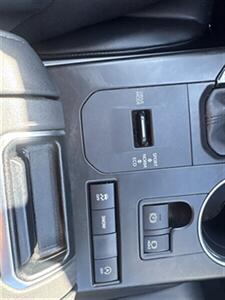 2021 Toyota Highlander XLE   - Photo 17 - Pittsburg, CA 94565-2812