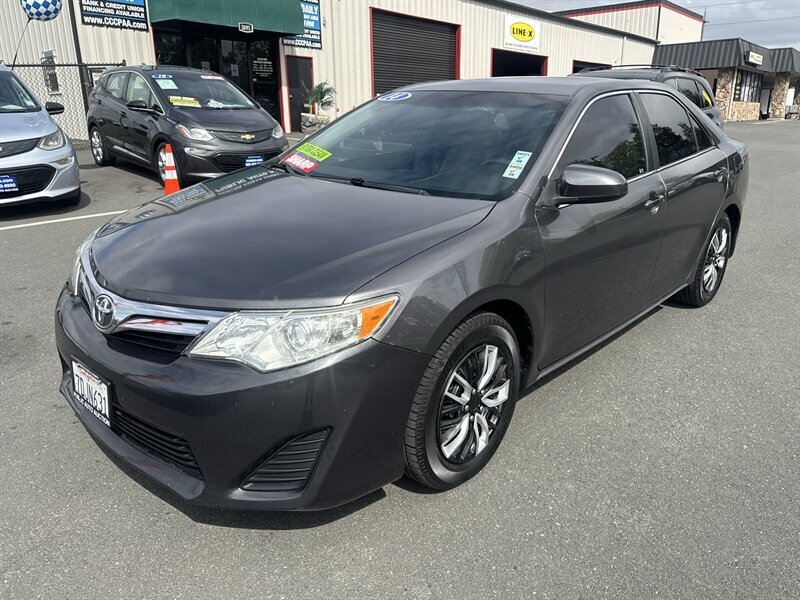2014 Toyota Camry LE  
