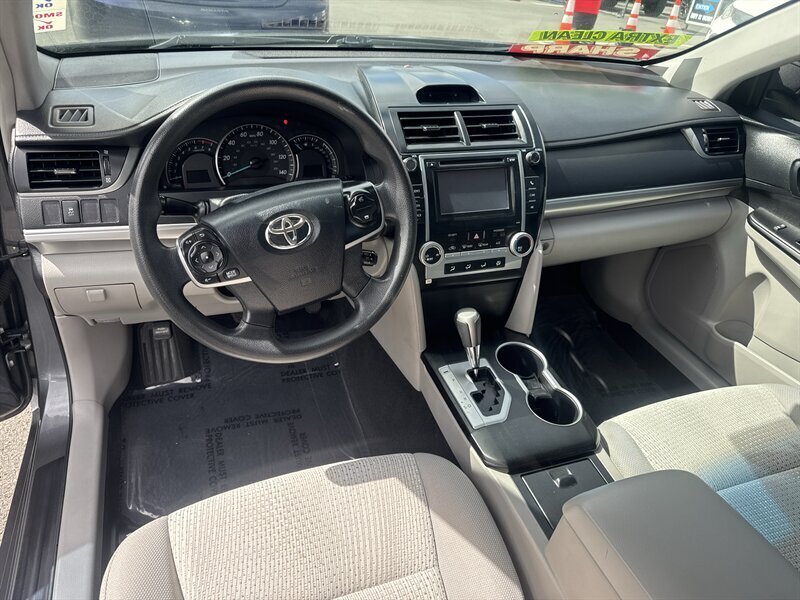 2014 Toyota Camry LE  