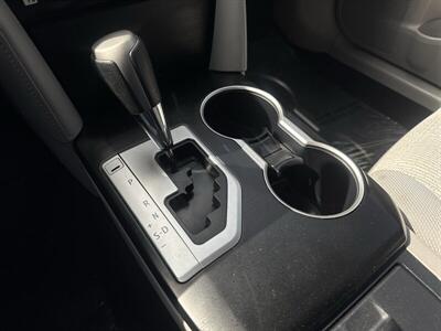 2014 Toyota Camry LE   - Photo 8 - Pittsburg, CA 94565