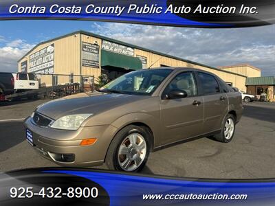 2005 Ford Focus ZX4 SE   - Photo 1 - Pittsburg, CA 94565-2812