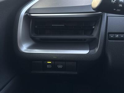 2024 Toyota Prius LE   - Photo 13 - Pittsburg, CA 94565-2812