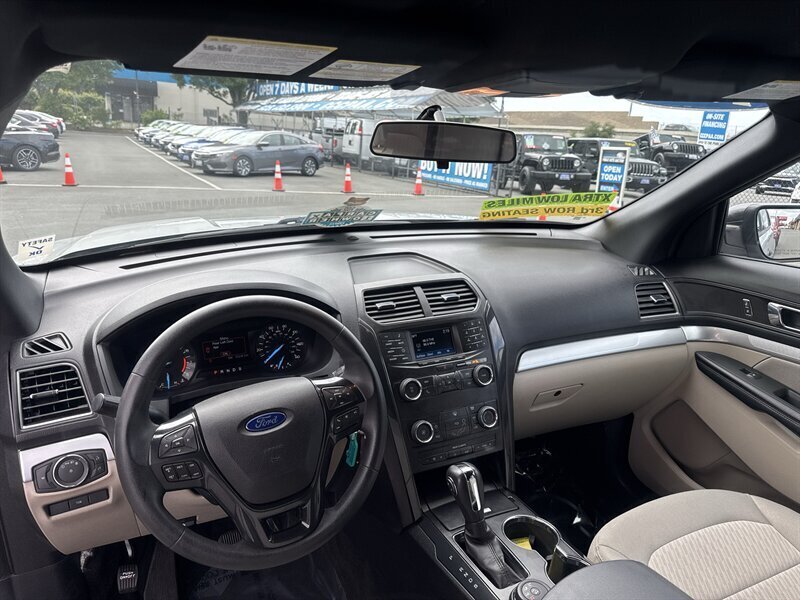 2018 Ford Explorer  