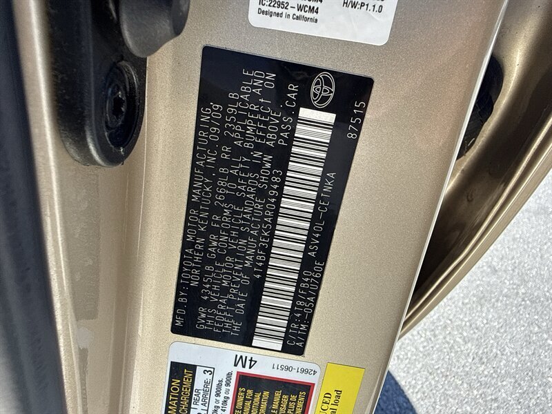 2010 Toyota Camry LE - Photo 27