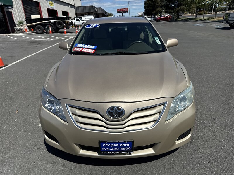 2010 Toyota Camry LE - Photo 25