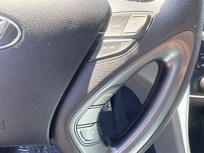 2014 Hyundai SONATA Hybrid   - Photo 7 - Pittsburg, CA 94565-2812