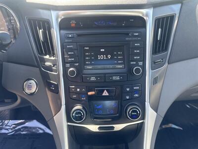 2014 Hyundai SONATA Hybrid   - Photo 9 - Pittsburg, CA 94565-2812