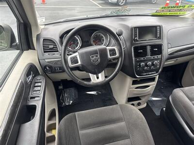 2017 Dodge Grand Caravan SE - Photo 2 - Pittsburg, CA 94565-2812