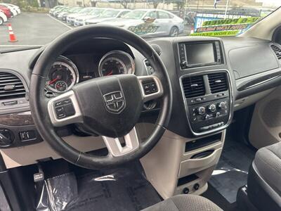 2017 Dodge Grand Caravan SE - Photo 8 - Pittsburg, CA 94565-2812
