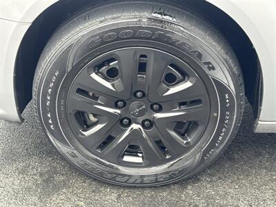 2017 Dodge Grand Caravan SE - Photo 5 - Pittsburg, CA 94565-2812