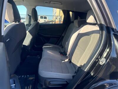 2022 Ford Escape SE   - Photo 16 - Pittsburg, CA 94565-2812