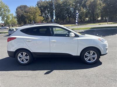 2011 Hyundai TUCSON GLS   - Photo 20 - Pittsburg, CA 94565-2812