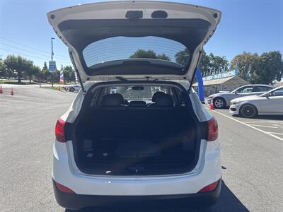 2011 Hyundai TUCSON GLS   - Photo 17 - Pittsburg, CA 94565-2812