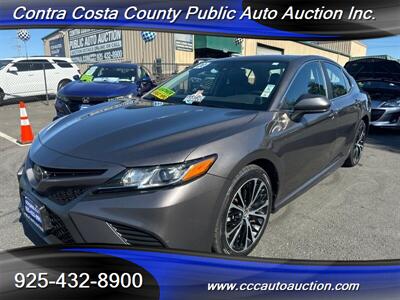 2020 Toyota Camry SE   - Photo 1 - Pittsburg, CA 94565-2812