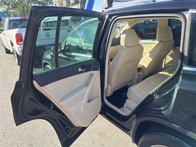 2017 Volkswagen Tiguan 2.0T Wolfsburg Editi   - Photo 16 - Pittsburg, CA 94565-2812