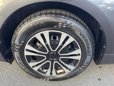 2009 Toyota Corolla LE - Photo 9 - Pittsburg, CA 94565-2812