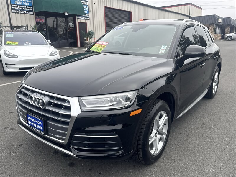2018 Audi Q5 2.0T quattro Premium  