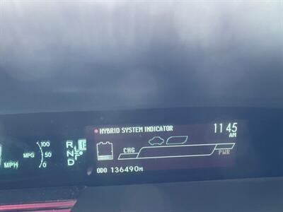 2012 Toyota Prius Three   - Photo 6 - Pittsburg, CA 94565-2812