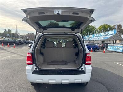 2012 Ford Escape XLT   - Photo 16 - Pittsburg, CA 94565-2812