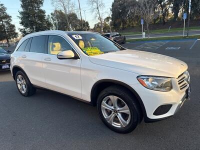 2017 Mercedes-Benz GLC GLC 300 4MATIC   - Photo 23 - Pittsburg, CA 94565-2812