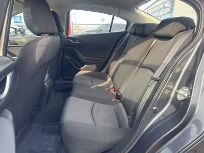 2016 Mazda Mazda3 i Sport - Photo 13 - Pittsburg, CA 94565-2812