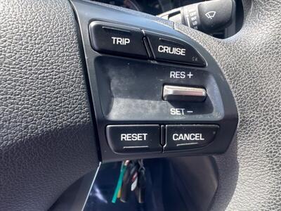 2019 Hyundai ELANTRA SE   - Photo 12 - Pittsburg, CA 94565-2812