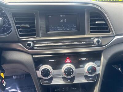 2019 Hyundai ELANTRA SE   - Photo 14 - Pittsburg, CA 94565-2812