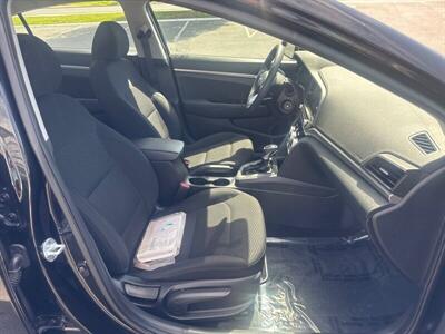 2019 Hyundai ELANTRA SE   - Photo 25 - Pittsburg, CA 94565-2812