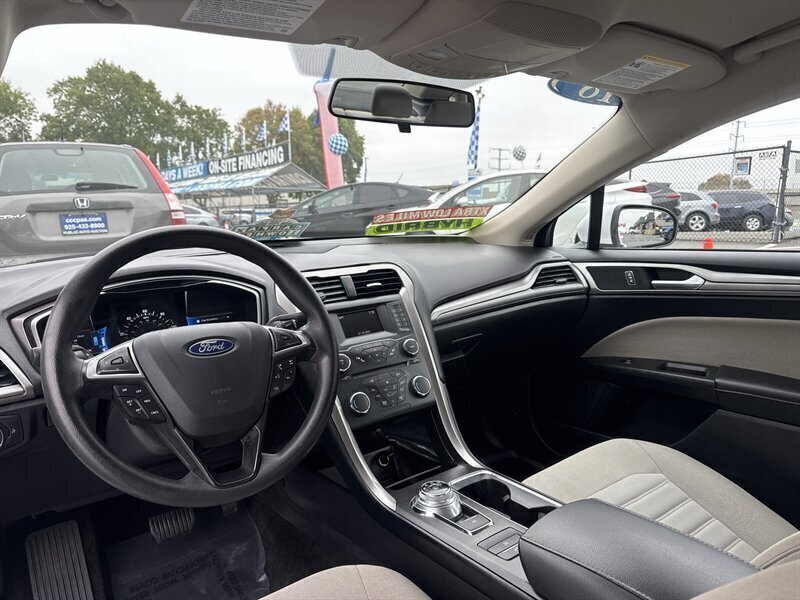 2018 Ford Fusion Hybrid S  