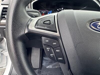 2018 Ford Fusion Hybrid S   - Photo 5 - Pittsburg, CA 94565-2812