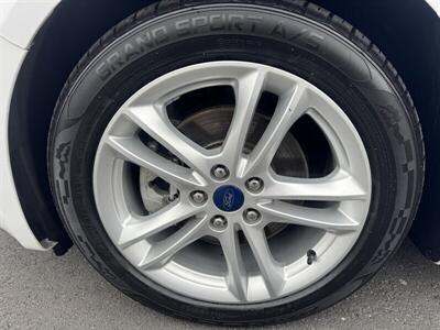 2018 Ford Fusion Hybrid S   - Photo 13 - Pittsburg, CA 94565-2812