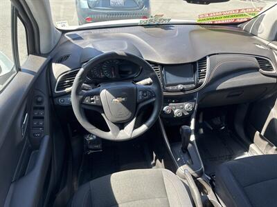 2017 Chevrolet Trax LS   - Photo 2 - Pittsburg, CA 94565