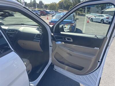 2017 Ford Explorer Limited   - Photo 31 - Pittsburg, CA 94565-2812
